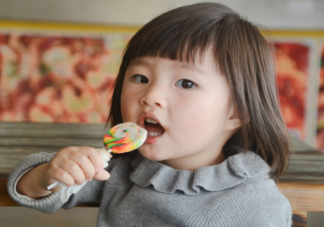 過分精致式養(yǎng)娃有什么弊端 家長(zhǎng)假精致對(duì)孩子有什么影響