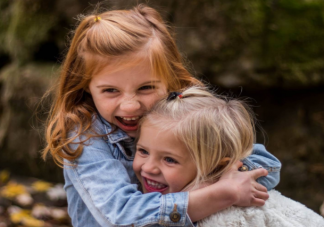 孩子內向要硬推著孩子去社交嗎 強迫孩子社交會怎樣