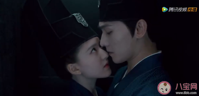 《且試天下》豐蘭息白風(fēng)夕為什么假扮太監(jiān) 豐蘭息被廢掉內(nèi)力為何還能比武招親