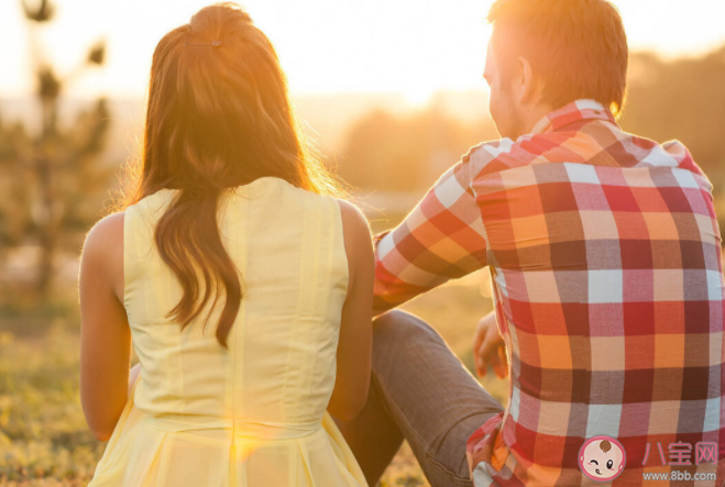 戀愛中表達(dá)情緒有多重要 如何正確表達(dá)情緒