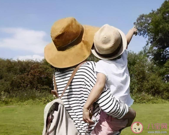 父母缺位對孩子的成長影響有多大 父愛缺失的人長大后會怎樣 父母缺位對孩子的成長影響有多大 父愛缺失的人長大后會怎樣