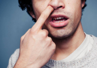 挖鼻孔會帶來3個不良后果 經常挖鼻孔會怎樣