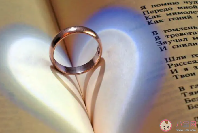 錯(cuò)的時(shí)間遇到對(duì)的人有多遺憾 怎樣看待錯(cuò)的時(shí)間遇到對(duì)的人