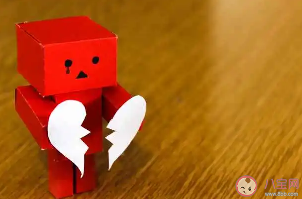 冷戰和冷暴力有什么區別 怎樣區分冷戰和冷暴力 冷戰和冷暴力有什么區別 怎樣區分冷戰和冷暴力