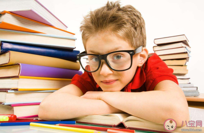 對眼睛有益的食物有哪些 該如何保護孩子的視力