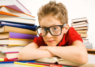 對眼睛有益的食物有哪些 該如何保護孩子的視力