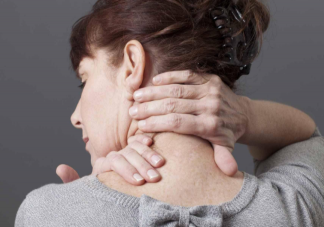 落枕揉脖子有用嗎 落枕好幾天沒(méi)好是怎么回事