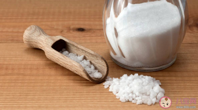 怎么用鹽洗腳緩解腳臭 為什么有的人腳臭有的人腳不臭 怎么用鹽洗腳緩解腳臭 為什么有的人腳臭有的人腳不臭