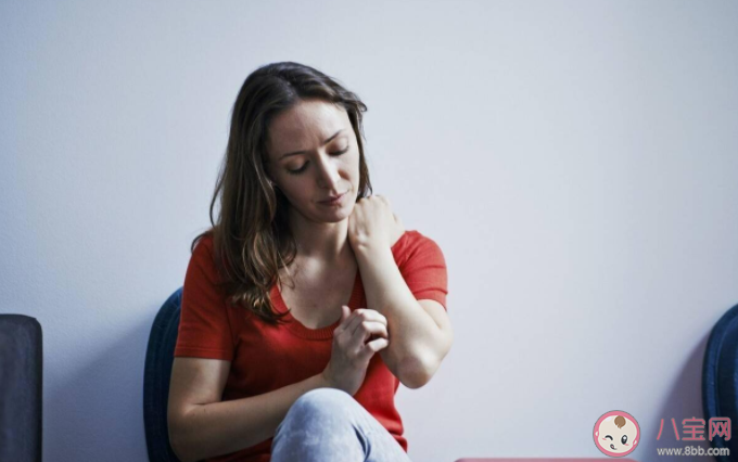 女性更容易比男生感到冷嗎 正常體溫是37℃還是36.5℃