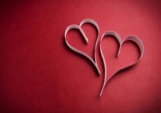 缺愛的人有哪些表現 缺愛的人有多敏感