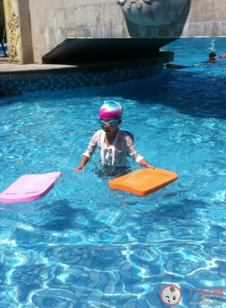 武漢暑假中小學生哪些場館免費游泳 學習游泳安全是第一位