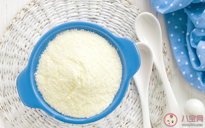 寶寶第一罐奶粉怎么選 不同類型奶粉適合不同孩子