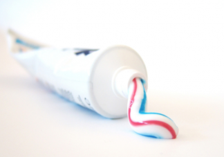 貴的牙膏真的好嗎 幾塊錢和幾十塊錢貴出來的是什么