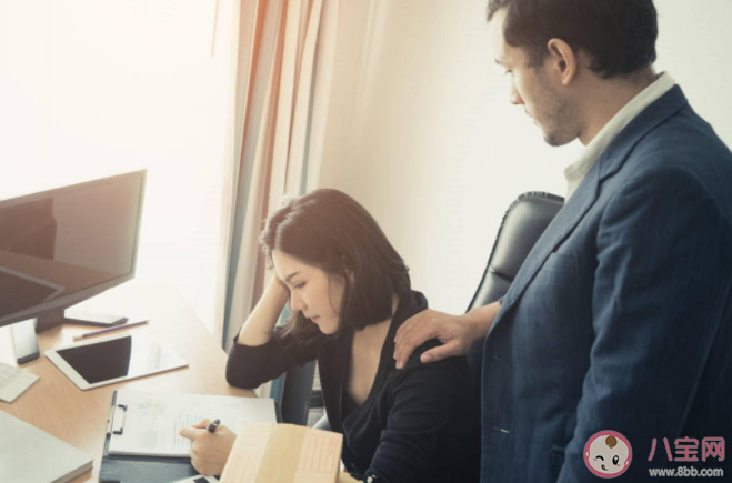 為什么現在年輕人都在熬夜工作 晚上工作的好處是什么 為什么現在年輕人都在熬夜工作 晚上工作的好處是什么