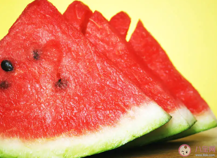 隔夜冰西瓜能否切掉表層后食用 西瓜隔夜后還要不要吃 隔夜冰西瓜能否切掉表層后食用 西瓜隔夜后還要不要吃