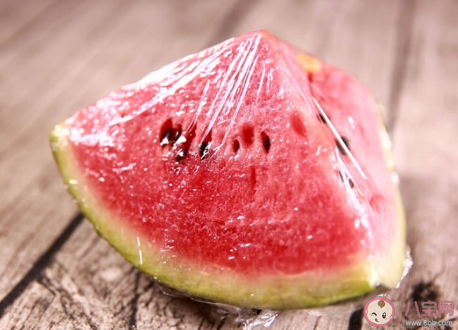 隔夜冰西瓜到底能不能吃 西瓜上的病菌是怎么來的 隔夜冰西瓜到底能不能吃 西瓜上的病菌是怎么來的