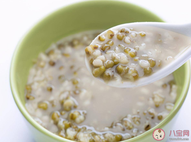 哪種顏色的綠豆湯消暑效果最好 糖尿病患者能不能喝綠豆湯