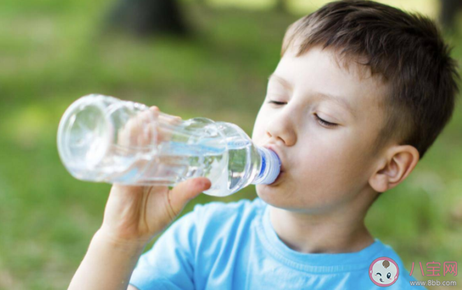 嬰兒水富氧水是智商稅嗎 有哪些所謂的高端水
