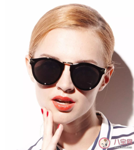 為什么戴上太陽鏡后人變得好看了 怎么根據臉型選太陽鏡