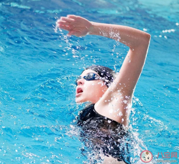 蝶泳蛙泳哪種泳姿并不適合腰腿痛的人 螞蟻莊園7月6日答案