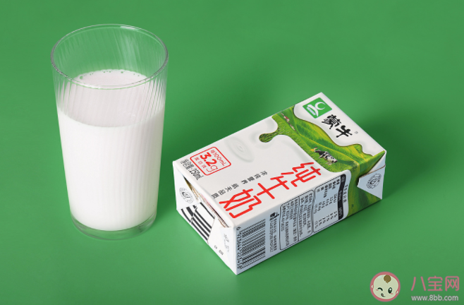 選購(gòu)純牛奶要注意什么 純牛奶最重要的是什么