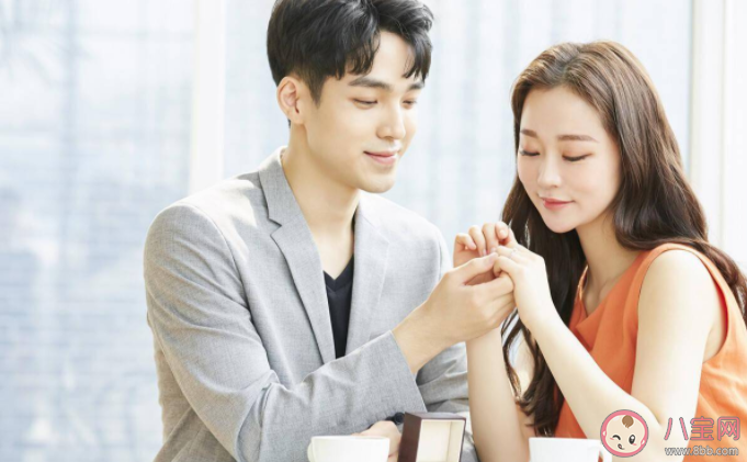 男生談戀愛會有哪些不單純的動機 戀愛中男生的心理過程是怎樣的 男生談戀愛會有哪些不單純的動機 戀愛中男生的心理過程是怎樣的