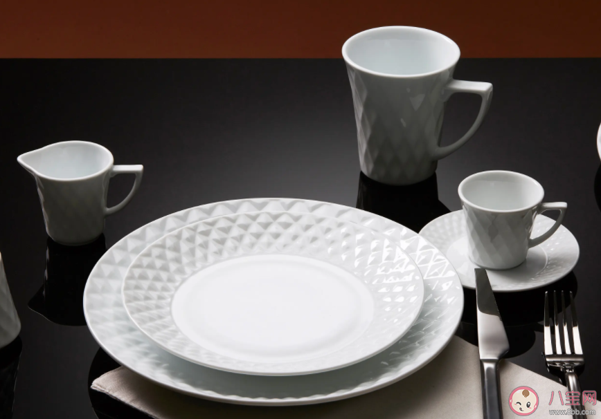 餐具砧板發霉要怎么辦 餐具日常消毒方法有哪些 餐具砧板發霉要怎么辦 餐具日常消毒方法有哪些