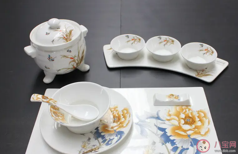 餐具砧板發霉要怎么辦 餐具日常消毒方法有哪些 餐具砧板發霉要怎么辦 餐具日常消毒方法有哪些