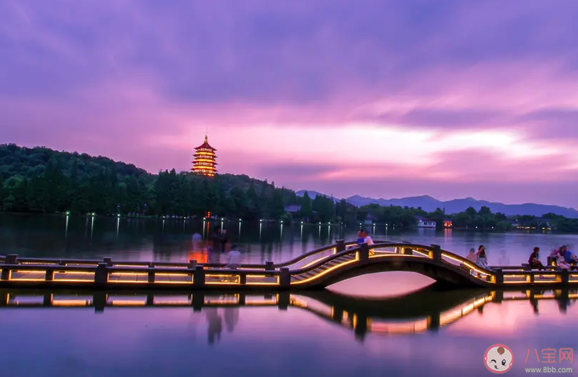 水光瀲滟晴方好描寫的是哪里的美景 螞蟻莊園7月9日答案最新 水光瀲滟晴方好描寫的是哪里的美景 螞蟻莊園7月9日答案最新