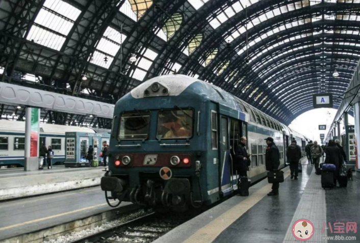 坐火車沒上去車怎么辦 火車坐過站坐錯車了怎么辦 坐火車沒上去車怎么辦 火車坐過站坐錯車了怎么辦