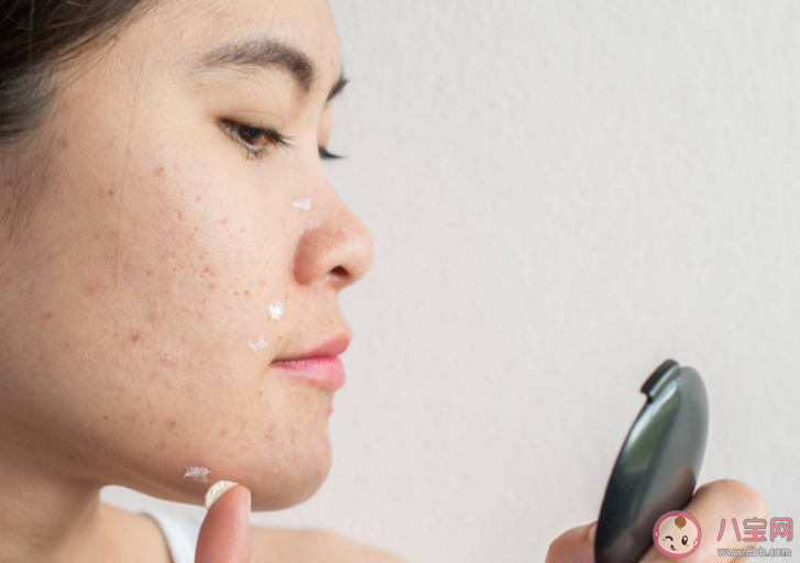 長期熬夜可加重皮膚過敏嗎 皮膚過敏和情緒有關嗎