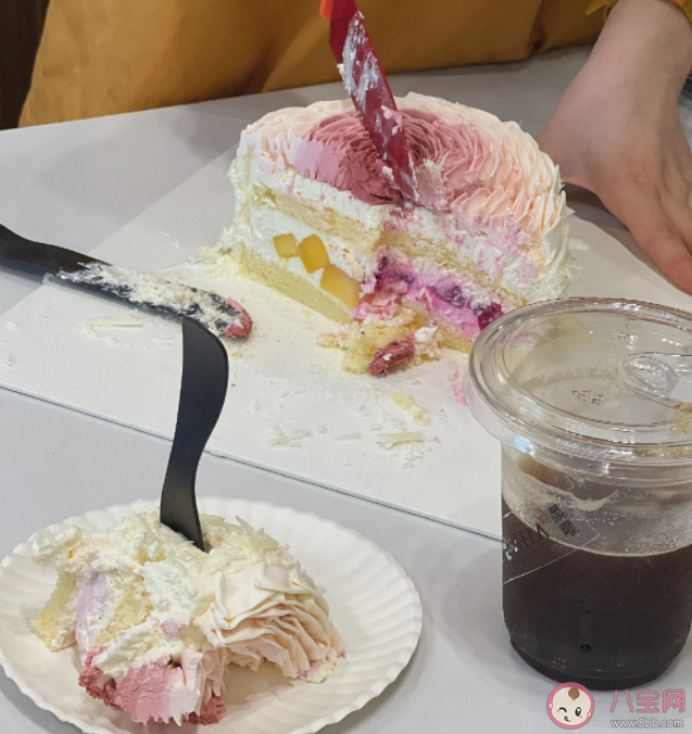 加糖的咖啡健康嗎 喝咖啡要不要經常加糖 加糖的咖啡健康嗎 喝咖啡要不要經常加糖