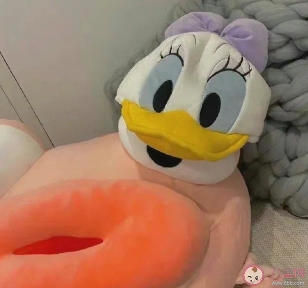 第一次喜歡一個人什么感覺 第一次心動的感覺是怎樣的