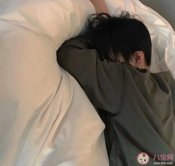 男生會和兄弟討論喜歡的女生嗎 和兄弟談喜歡的女生原因