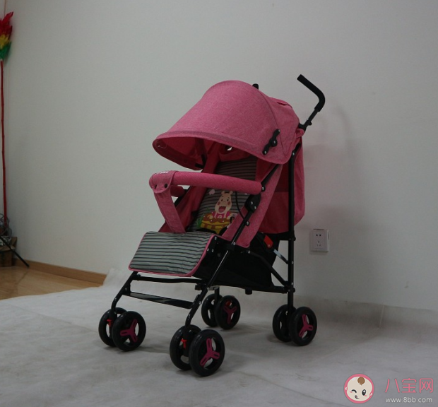 遮蓋嬰兒車真的能遮陽乘涼嗎 夏季遛娃應該怎么做 遮蓋嬰兒車真的能遮陽乘涼嗎 夏季遛娃應該怎么做