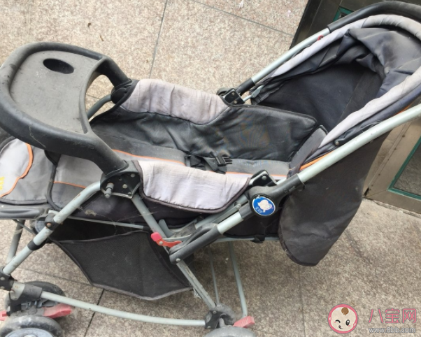 遮蓋嬰兒車真的能遮陽乘涼嗎 夏季遛娃應該怎么做 遮蓋嬰兒車真的能遮陽乘涼嗎 夏季遛娃應該怎么做