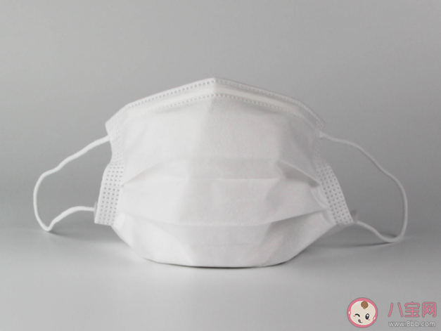 夏天戴口罩胸悶憋氣怎么呼吸 夏天戴口罩如何緩解不適