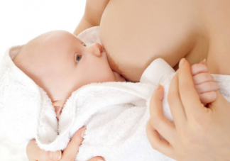 不同時期的母乳變化是什么 什么樣的母乳對寶寶最好