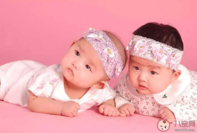 雙胞胎喜歡打架怎么辦 雙胞胎之間有沖突家長怎么做