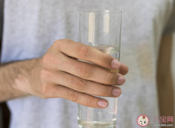 夏季為什么尿路結(jié)石高發(fā) 尿路結(jié)石如何預(yù)防