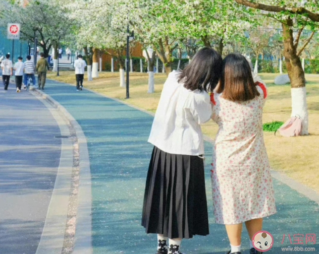 為什么夏天更適合朋友聚會 夏天適合聚會的原因有哪些 為什么夏天更適合朋友聚會 夏天適合聚會的原因有哪些