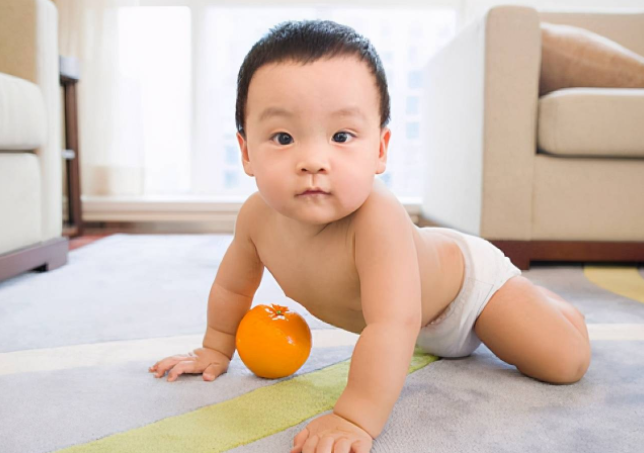 寶寶不戴護膝爬行會把膝蓋摩擦變黑嗎 寶寶爬行需要護膝嗎 寶寶不戴護膝爬行會把膝蓋摩擦變黑嗎 寶寶爬行需要護膝嗎