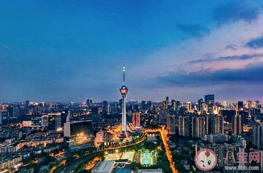 年輕人選工作城市看重什么 應(yīng)屆生適不適合去成都 年輕人選工作城市看重什么 應(yīng)屆生適不適合去成都