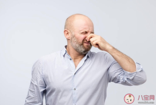 人的體味是怎么產(chǎn)生的 身上有異味可能是什么問題 人的體味是怎么產(chǎn)生的 身上有異味可能是什么問題
