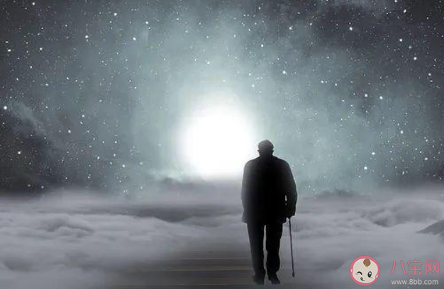 老年戀愛市場究竟有多吃香 老年相親角為何爆火