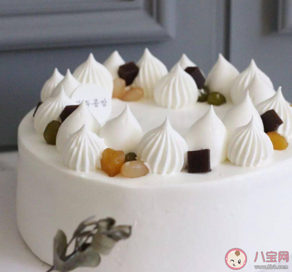 怎么分辨是植物奶油還是動(dòng)物奶油 孩子吃哪種更合適 怎么分辨是植物奶油還是動(dòng)物奶油 孩子吃哪種更合適