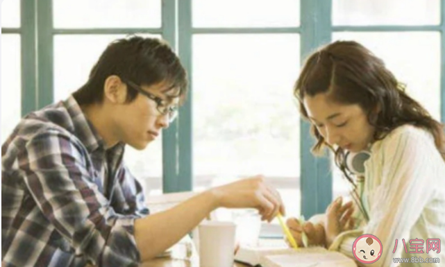 相親中還能接觸其他異性嗎 相親時只能和一個人接觸嗎