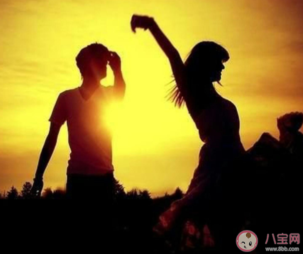 分手有必要追問對方原因嗎 分手馬上斷得干干凈凈是因為不愛嗎