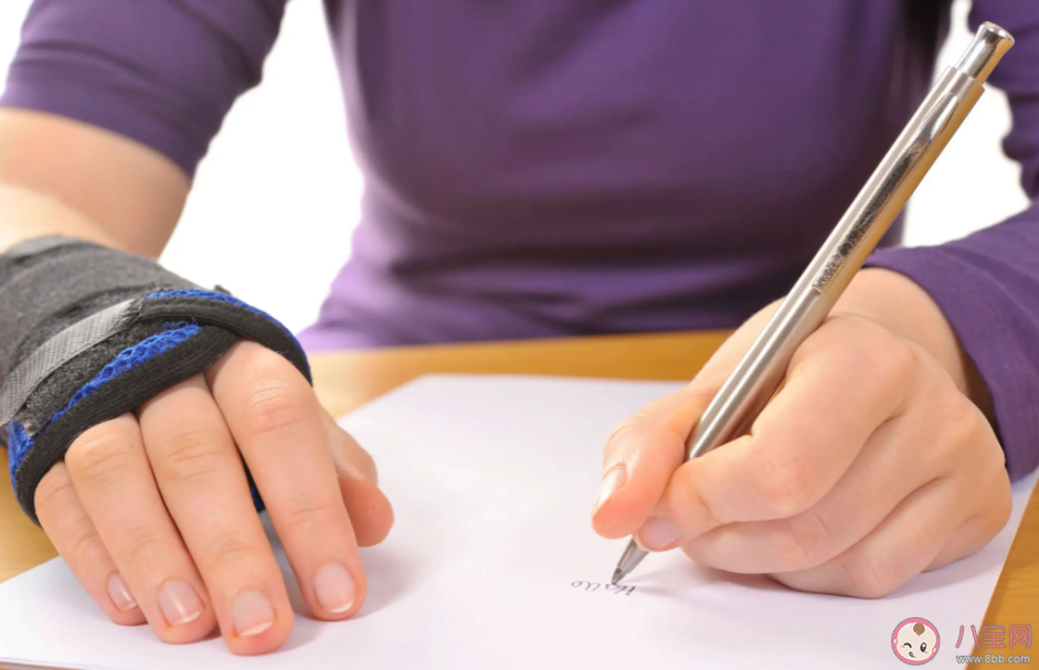 左撇子真的比右撇子聰明嗎 如何判斷一個(gè)人是左撇子還是右撇子