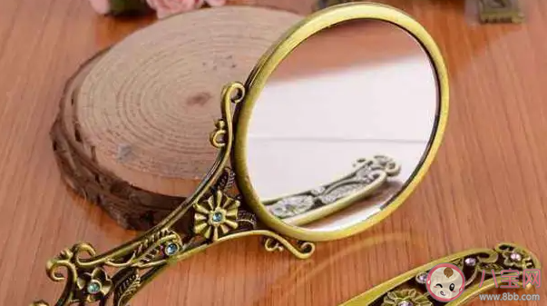 出現(xiàn)裂痕的愛情還可以如初嗎 愛情能破鏡重圓嗎